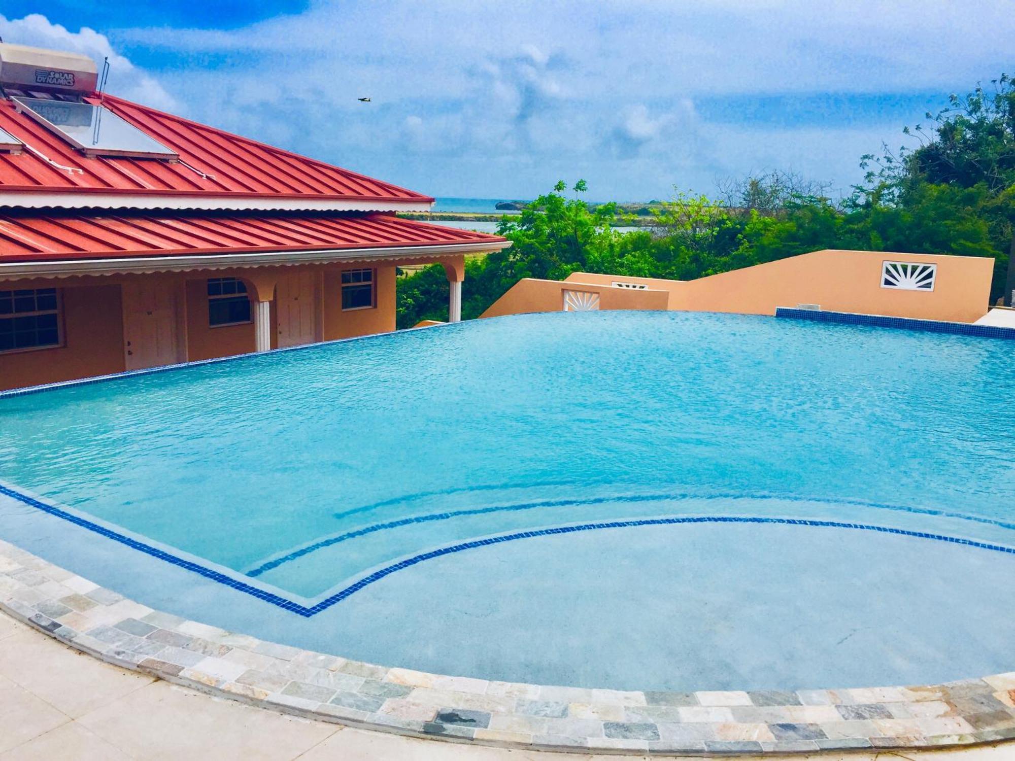 La Heliconia & Day Spa St. George's Extérieur photo