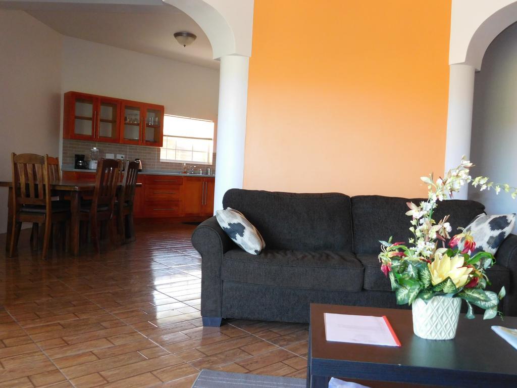 La Heliconia & Day Spa St. George's Extérieur photo