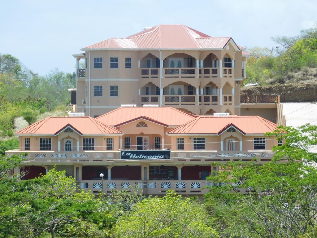 La Heliconia & Day Spa St. George's Extérieur photo